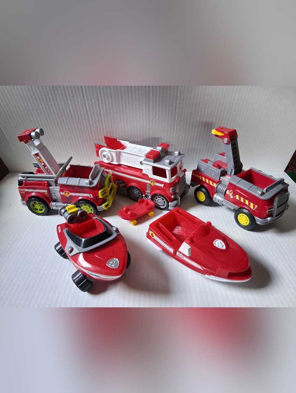 Paw Patrol Marshall Fire Rescue Vehicle & Boat Playset